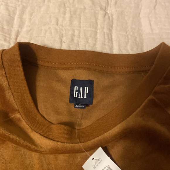 Womens velour sweatshirt. - Picture 3 of 7